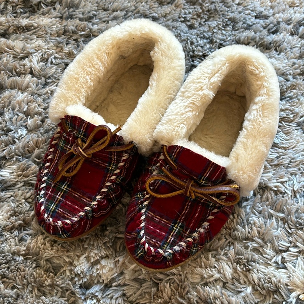 🩷HP🩷 LL Bean slippers